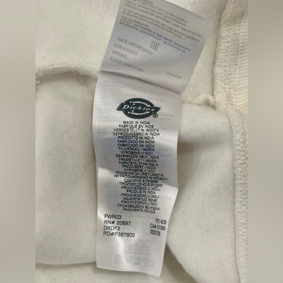 NWT Women’s Dickies Cropped Sweater - Picture 6 of 8